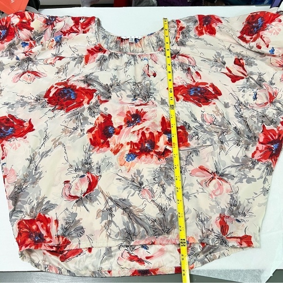 Cabi Blouse 100% Silk #399 Gray Red Poppy Floral Flower Fairy Top Oversized - Picture 10 of 12